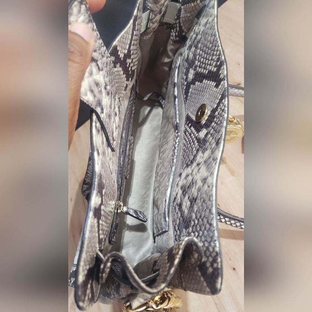 Michael Kors Hamilton Crocco Embossed Python Leather Bag - Picture 9 of 15